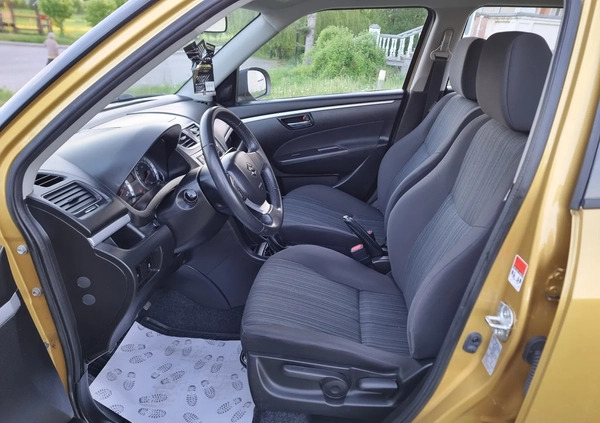 Suzuki Swift cena 35900 przebieg: 106000, rok produkcji 2014 z Gostyń małe 497